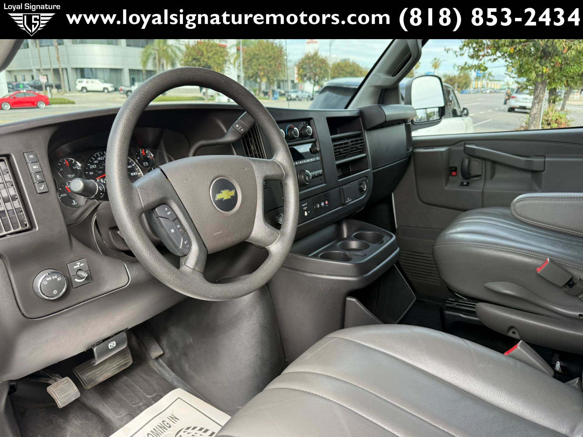 Used 2022 Chevrolet Express 2500 w/ Driver Convenience Package RWD image 22