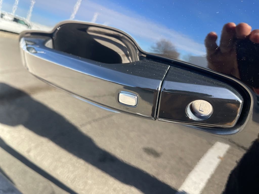 New 2025 Chevrolet Colorado LT w/ LT Convenience Package image 10