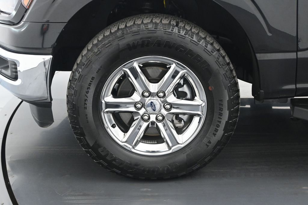 Used 2025 Ford F150 XLT w/ Equipment Group 301A Standard AWD/4WD image 22