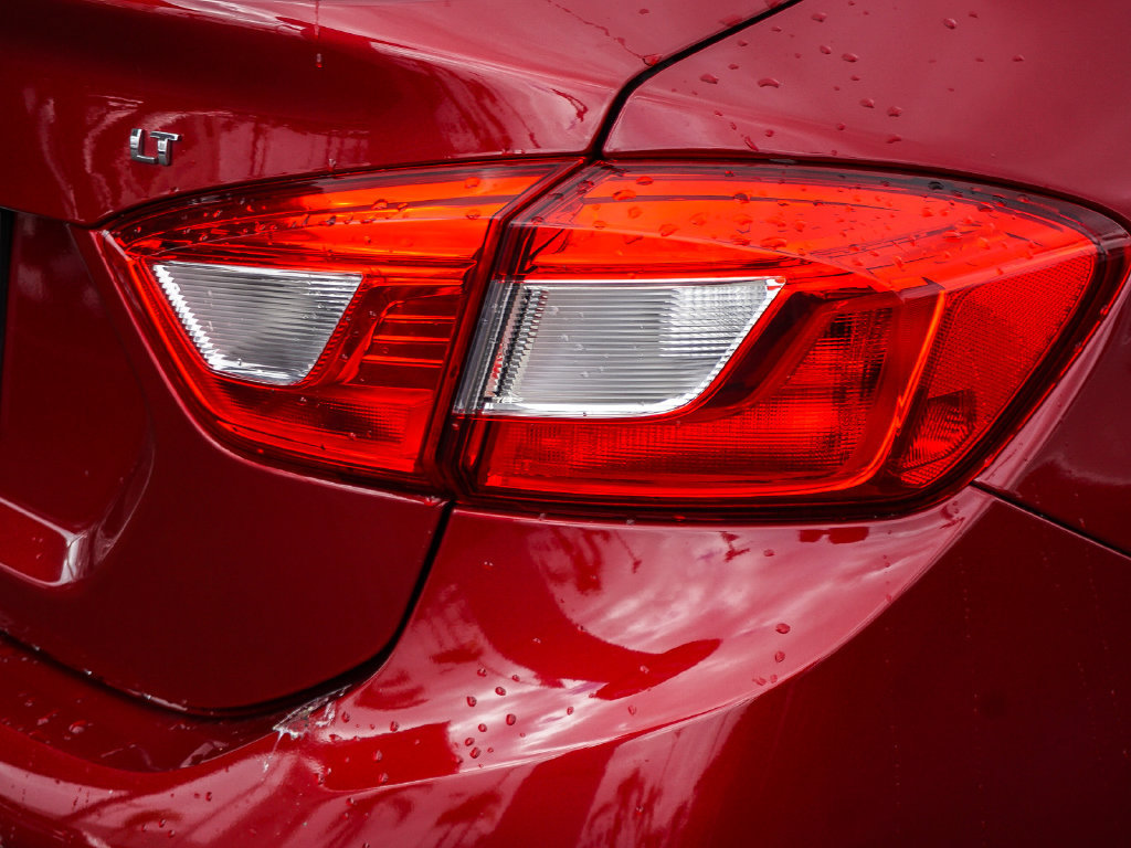 Used 2018 Chevrolet Cruze LT w/ Convenience Package FWD image 8