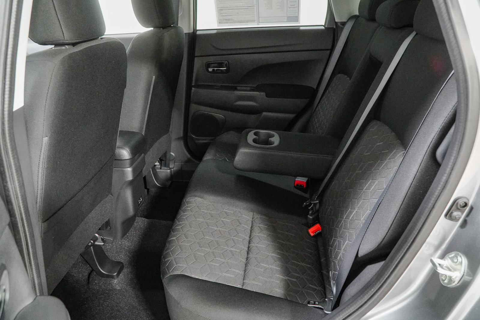 Used 2023 Mitsubishi Outlander Sport AWD image 37
