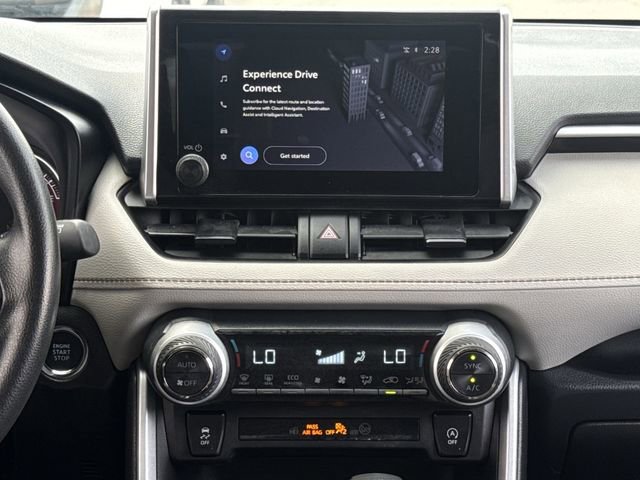 Used 2025 Toyota RAV4 XLE image 17