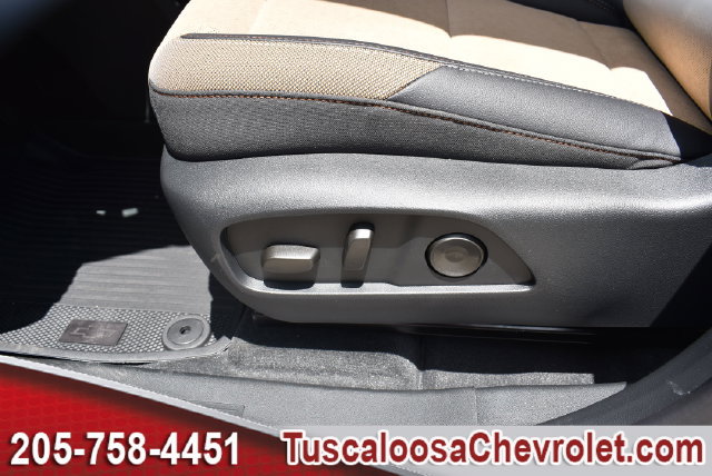 New 2026 Chevrolet Equinox ACTIV FWD image 16