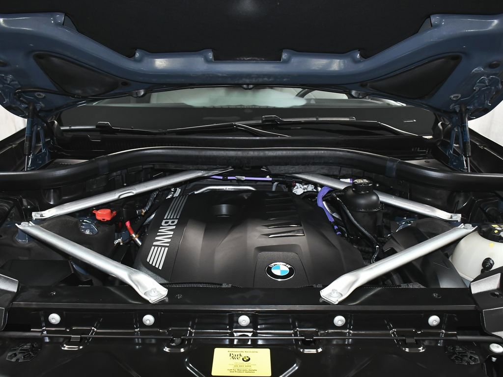 Used 2023 BMW X7 xDrive40i w/ Executive Package image 81