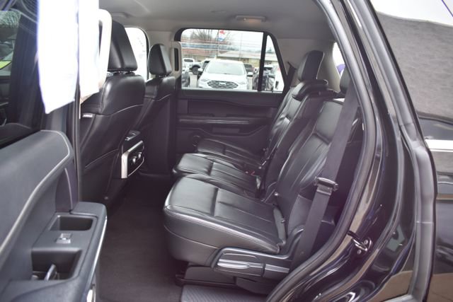 Used 2024 Ford Expedition XLT AWD/4WD image 38