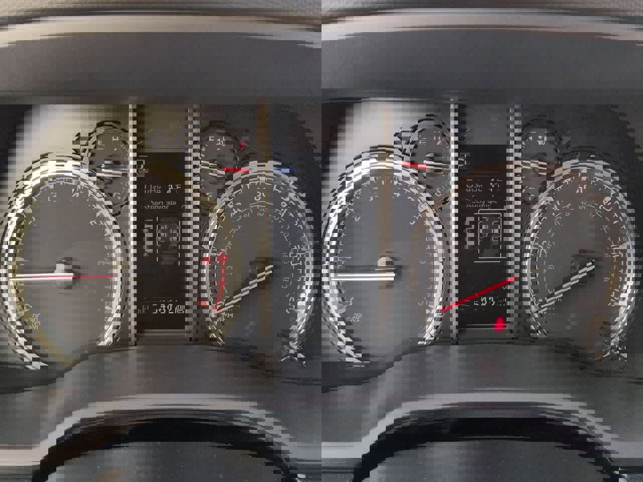 Used 2024 Toyota 4Runner TRD Off-Road image 31