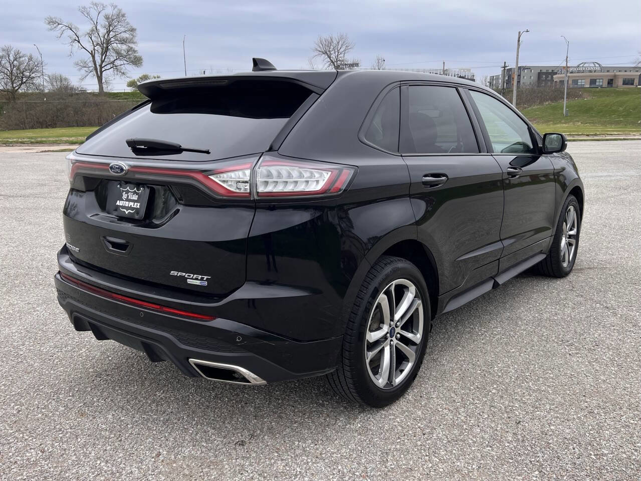 Used 2017 Ford Edge Sport w/ Technology Package image 6