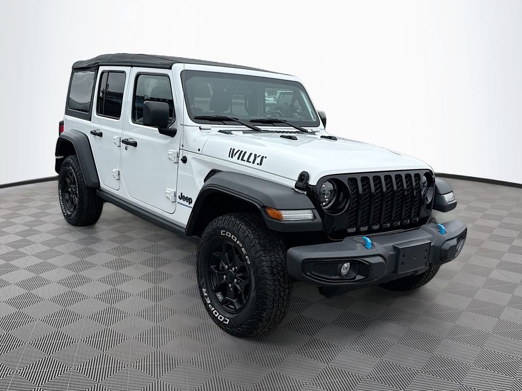 Used 2023 Jeep Wrangler Unlimited w/ Cold Weather Group image 4