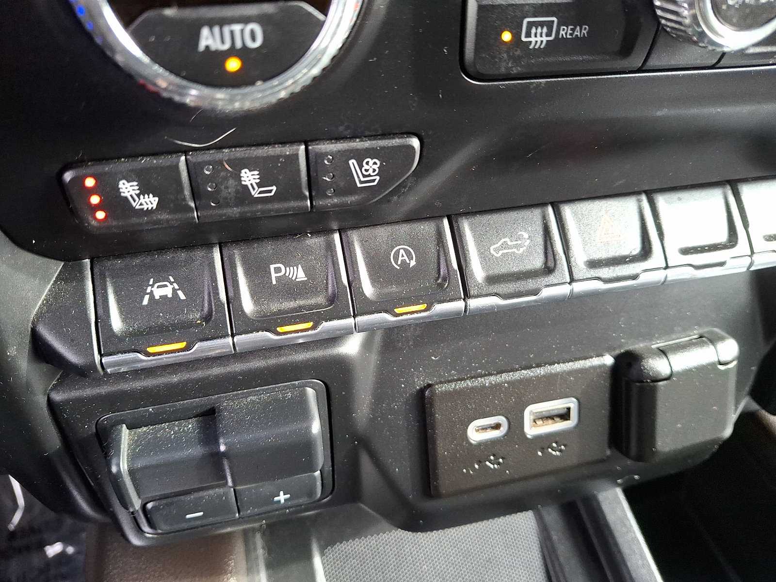 Used 2020 GMC Sierra 1500 SLT w/ SLT Premium Plus Package image 25