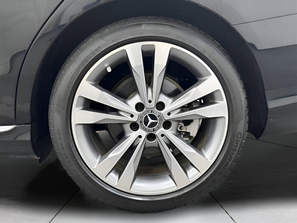 Used 2018 Mercedes-Benz C 300 Sedan image 22