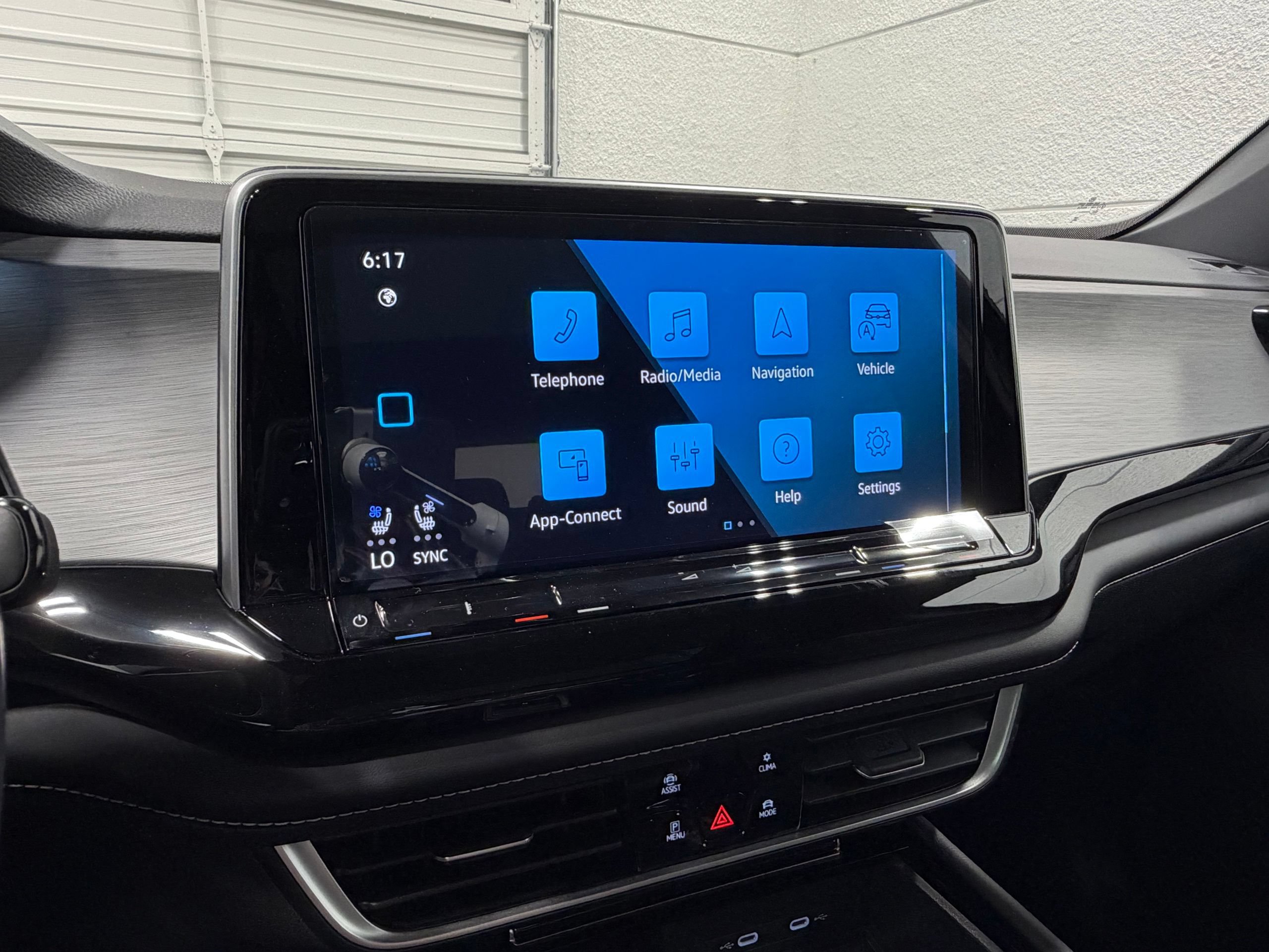 New 2026 Volkswagen Atlas Cross Sport SE AWD/4WD image 45