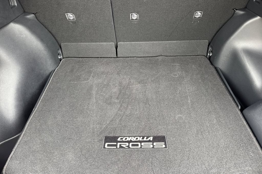 Certified 2024 Toyota Corolla Cross AWD Hybrid image 14