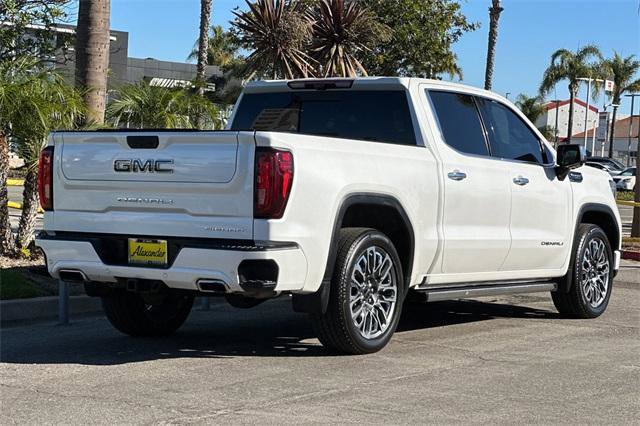 Used 2023 GMC Sierra 1500 Denali Ultimate image 4