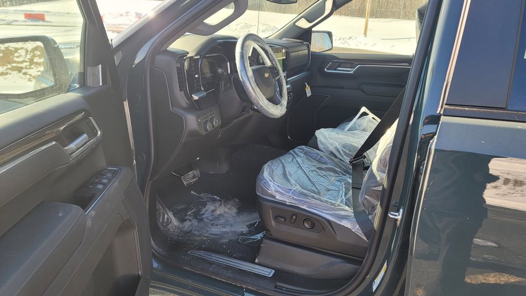 New 2026 Chevrolet Silverado 1500 LT image 18