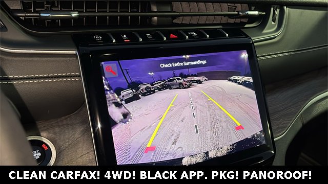 Used 2024 Jeep Grand Cherokee L Limited w/ Black Appearance Package image 17