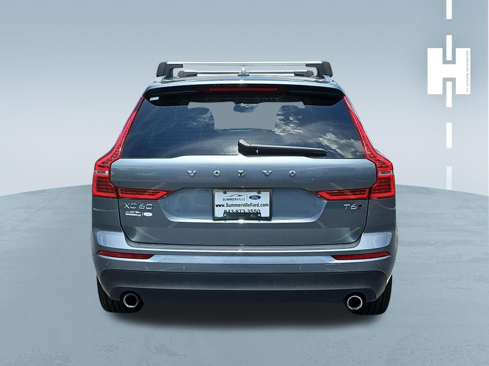 Used 2019 Volvo XC60 T6 Momentum w/ Multimedia Package AWD/4WD image 4