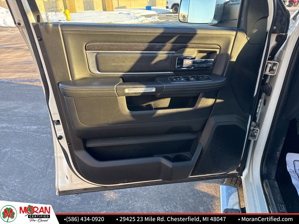 Used 2017 RAM 3500 Laramie Longhorn image 11