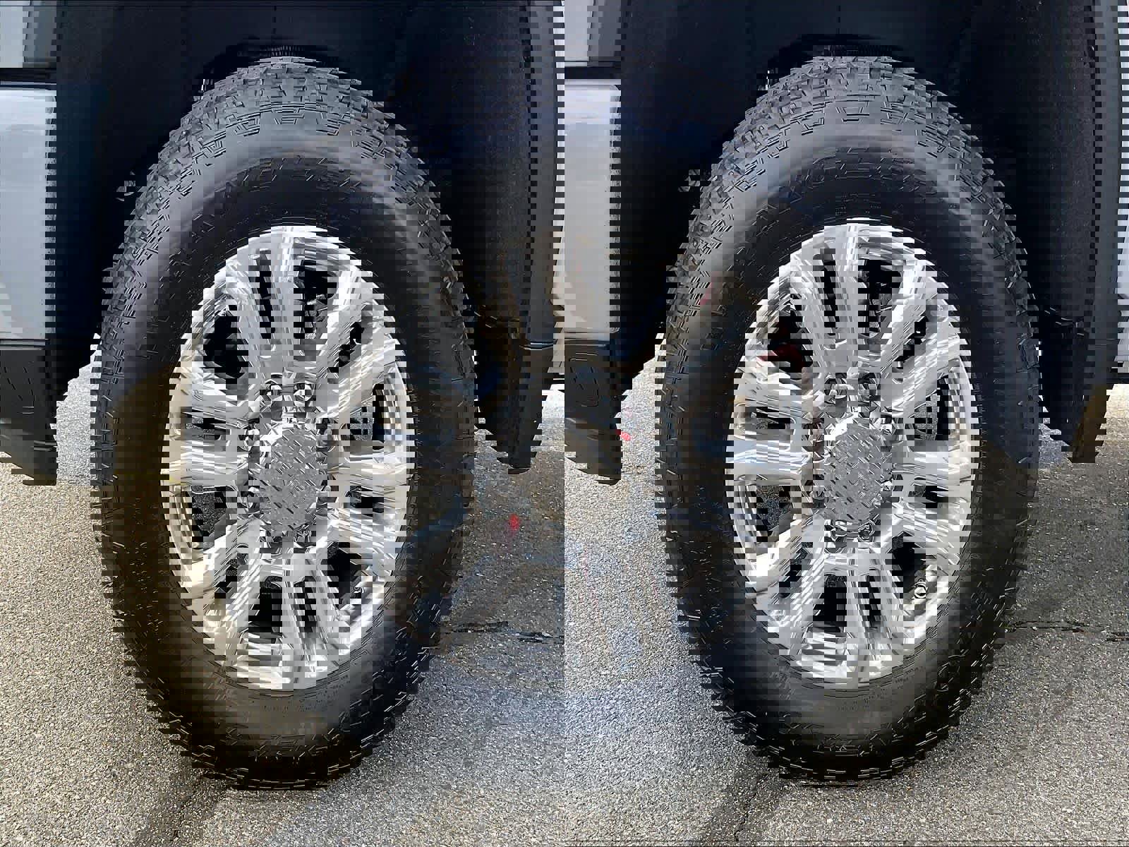 Used 2024 Chevrolet Silverado 2500 LTZ w/ LTZ Plus Package image 12