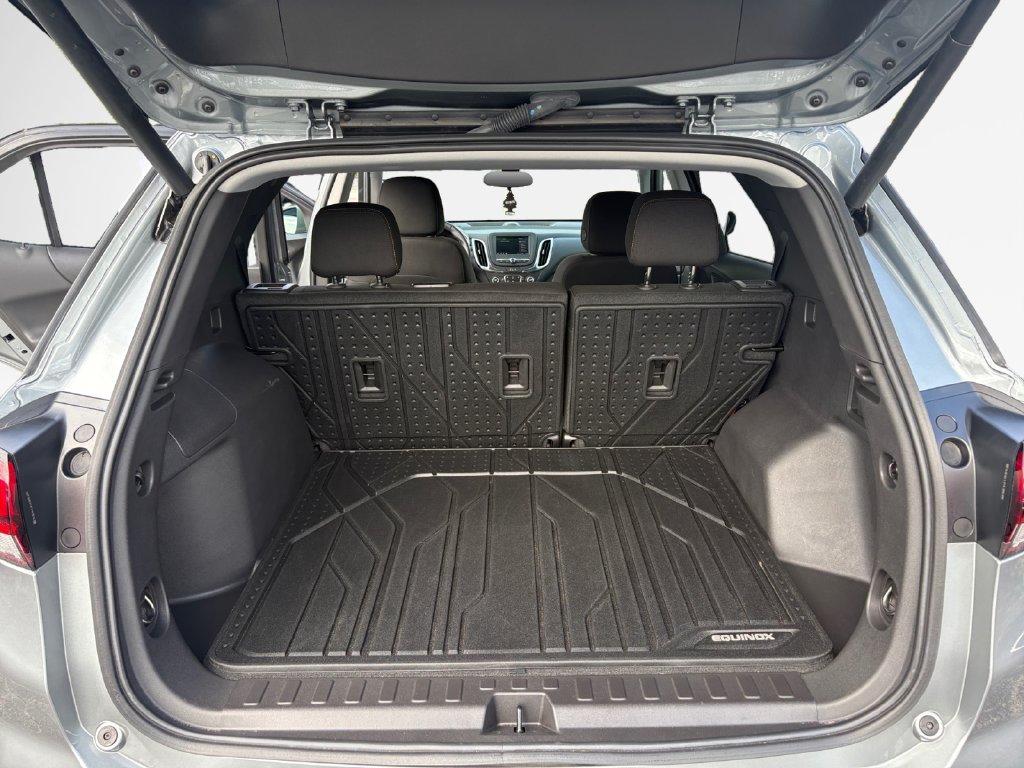 Used 2024 Chevrolet Equinox LT w/ LPO, Floor Liner Package AWD/4WD image 24