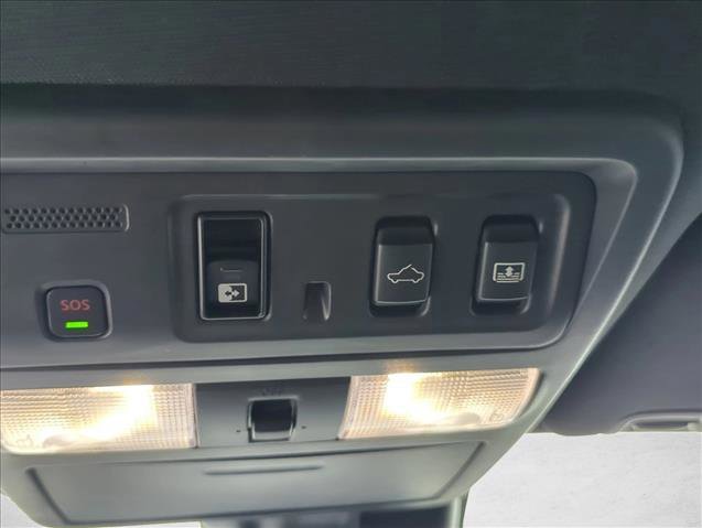 Used 2023 Nissan Titan PRO-4X w/ Pro-4x Convenience Package AWD/4WD image 23