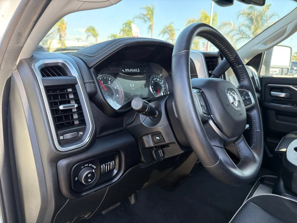 Used 2024 RAM 2500 Laramie AWD/4WD image 17