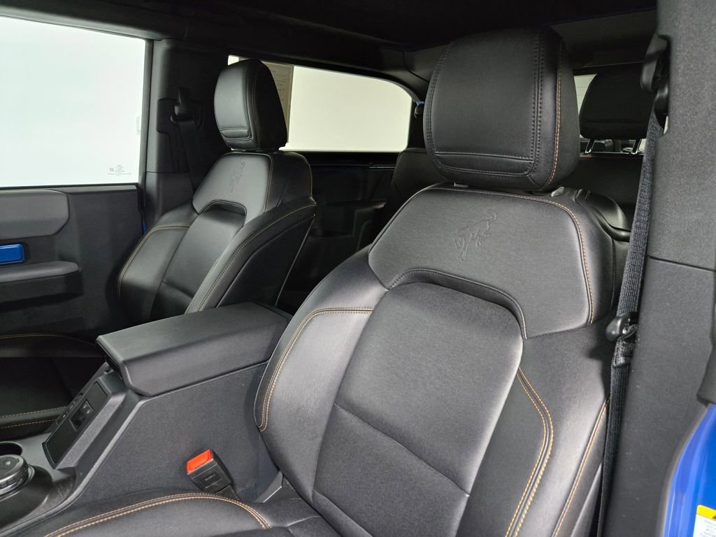 Used 2023 Ford Bronco Badlands image 12