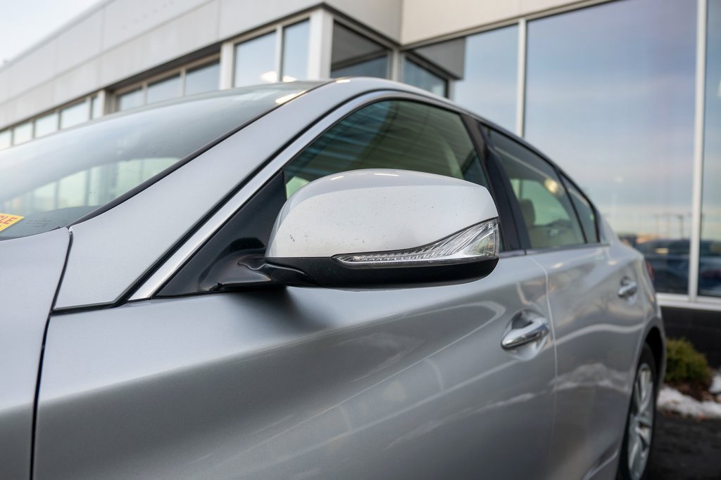 Used 2015 INFINITI Q50 Premium w/ Navigation Package image 10