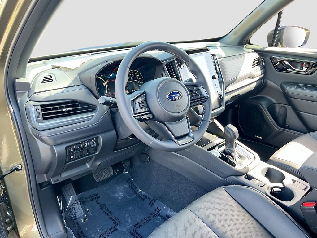 Used 2025 Subaru Forester Limited image 9