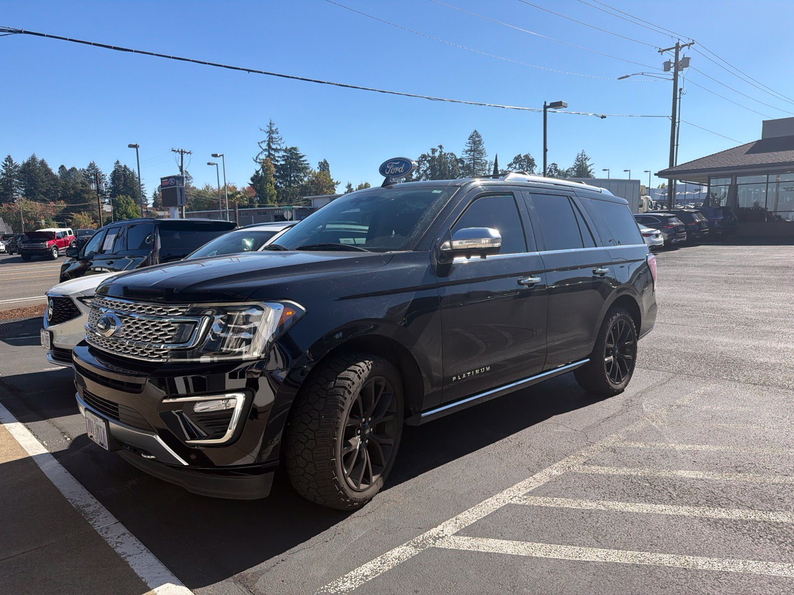 Used 2018 Ford Expedition Platinum AWD/4WD image 1