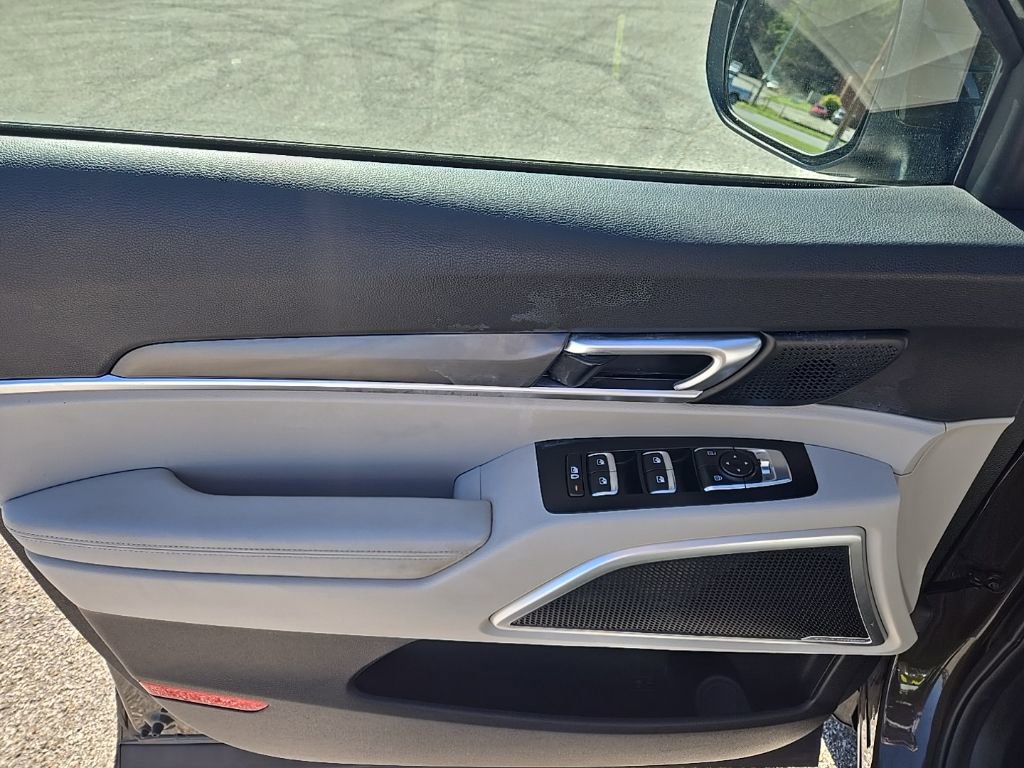 Used 2021 Kia Telluride S image 16