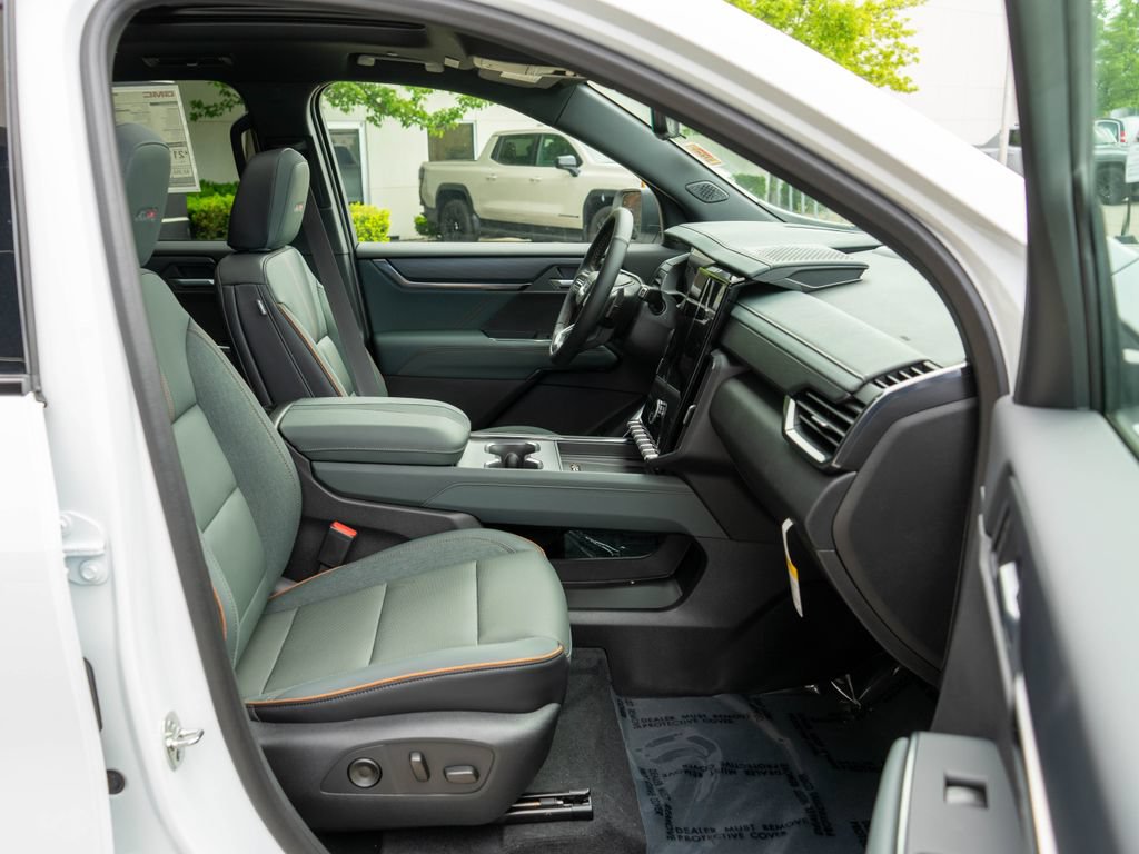New 2026 GMC Acadia AT4 AWD/4WD image 10