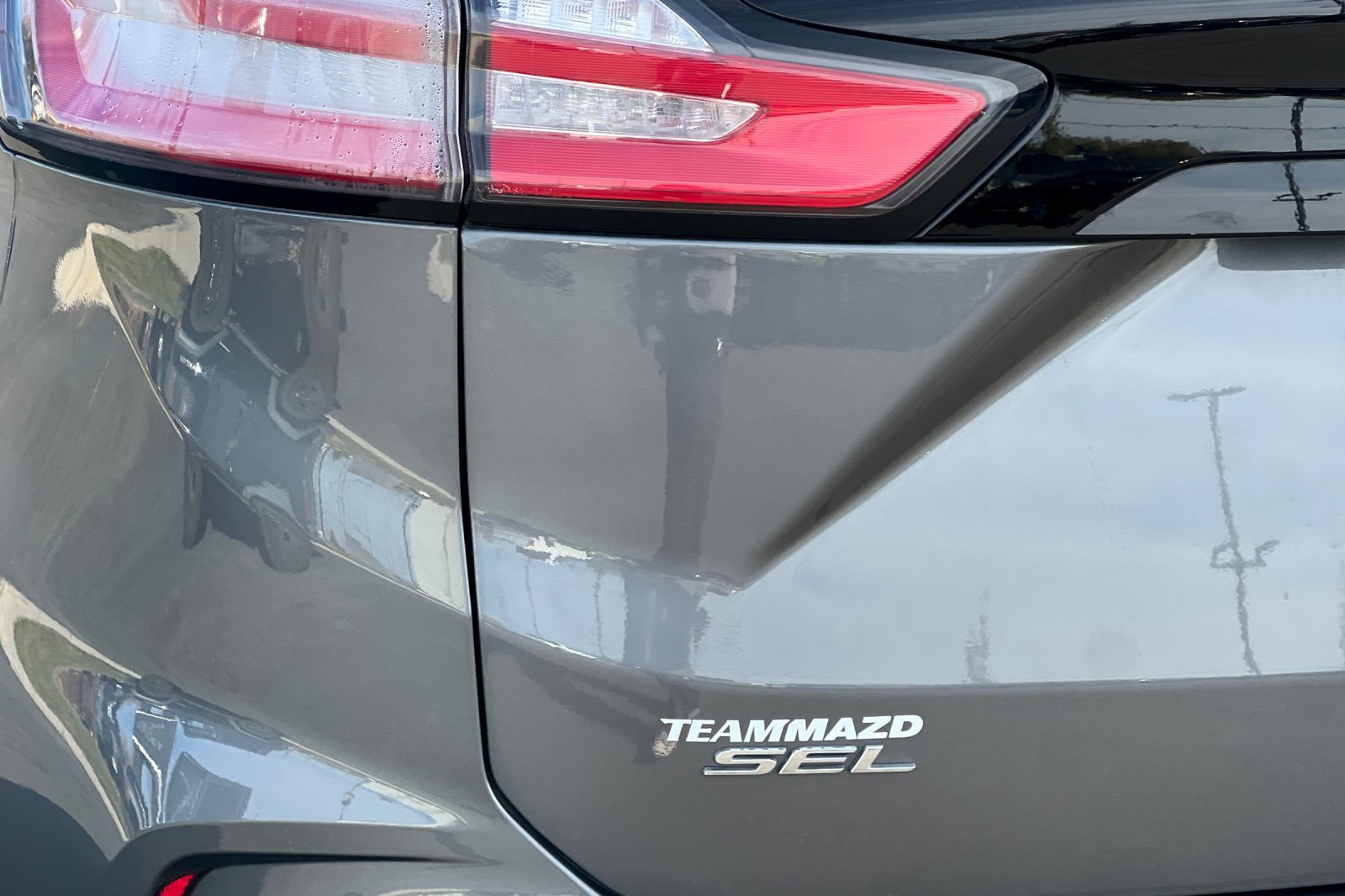 Used 2024 Ford Edge SEL image 24