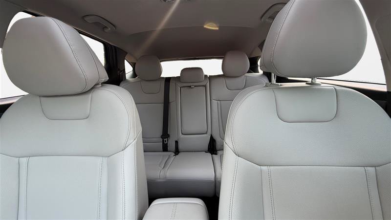 Used 2025 Hyundai Tucson SEL FWD image 23