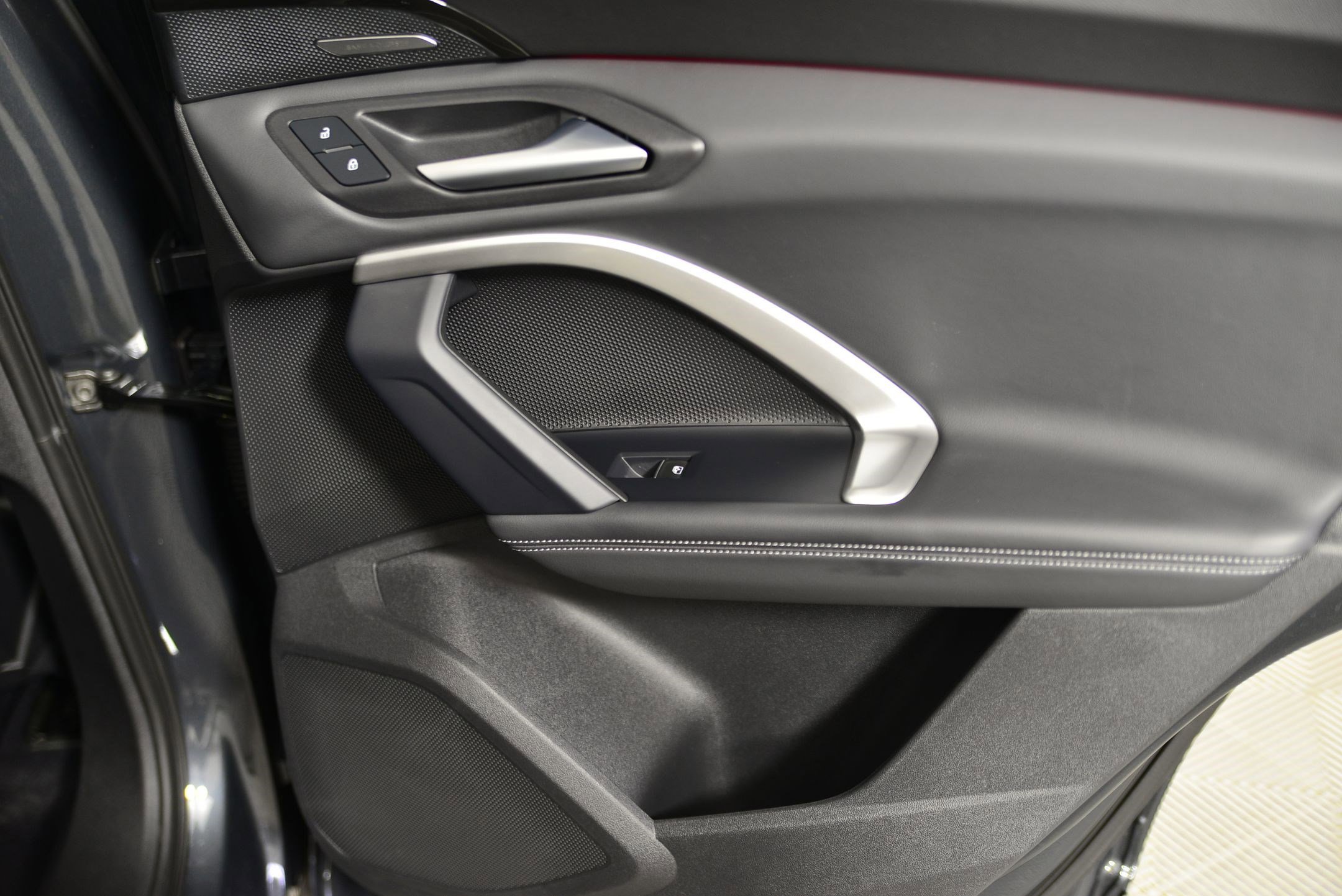 Certified 2025 Audi Q5 Prestige image 22