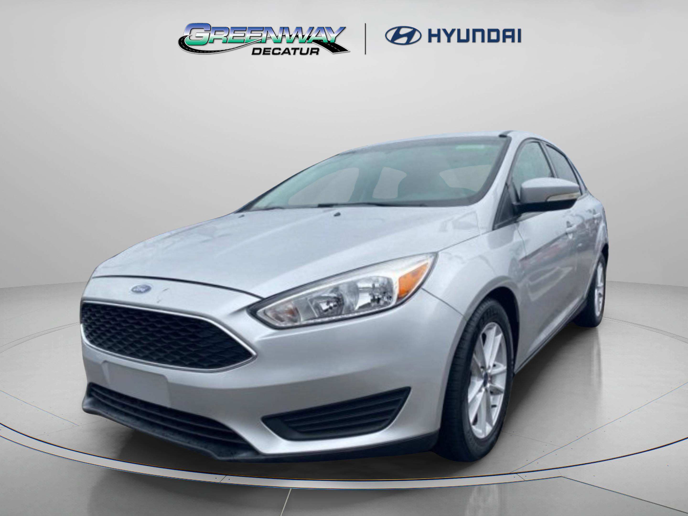 Used 2017 Ford Focus SE image 3