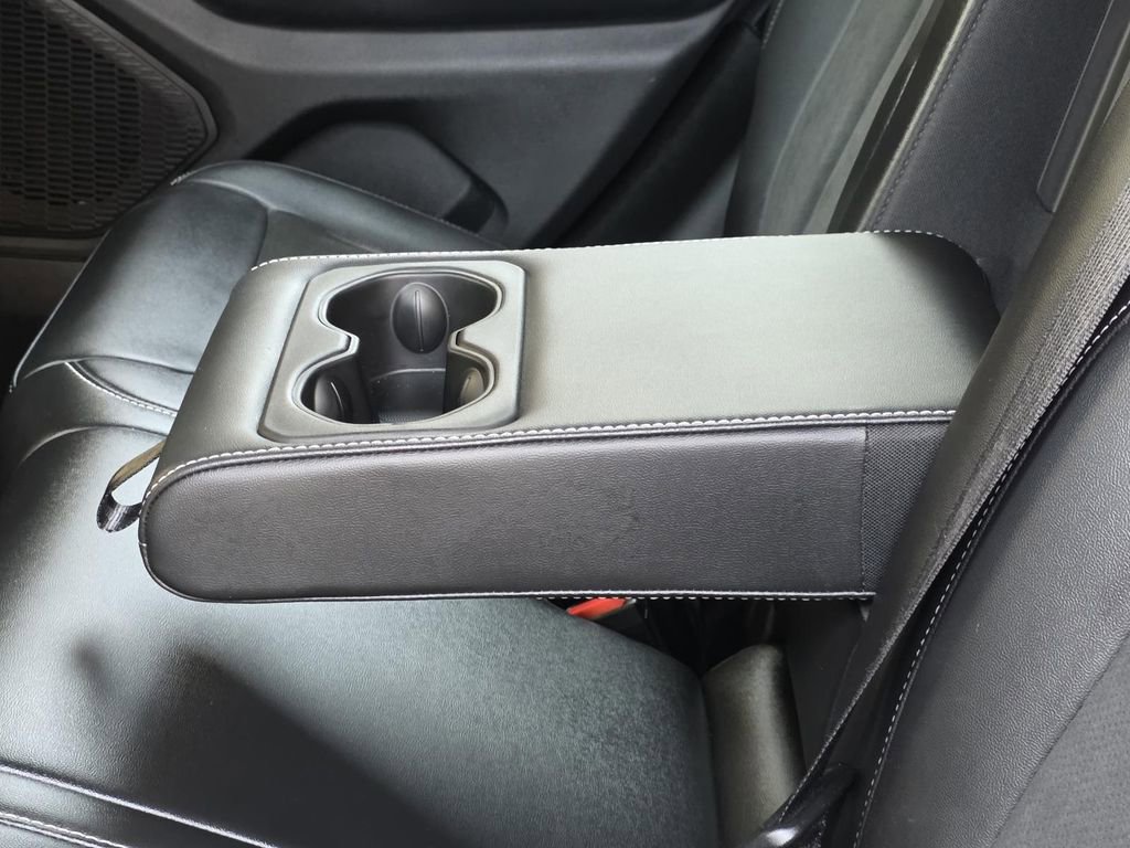 Used 2025 Jeep Grand Cherokee Altitude image 10