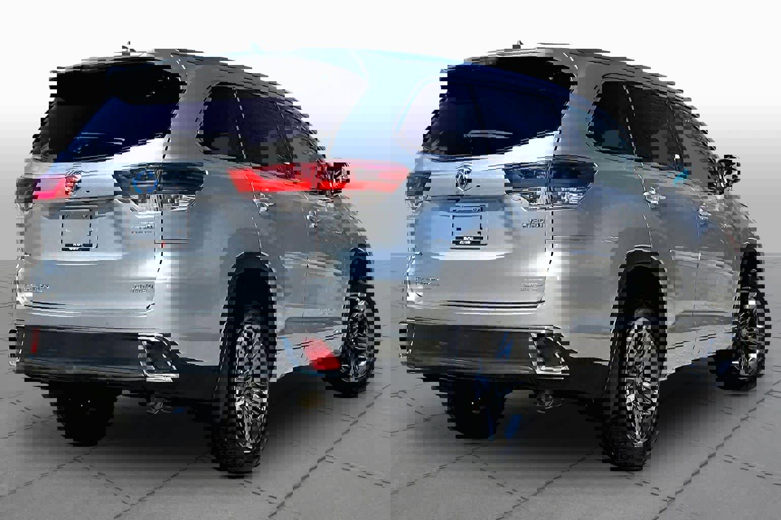 Used 2018 Toyota Highlander Limited Platinum image 13