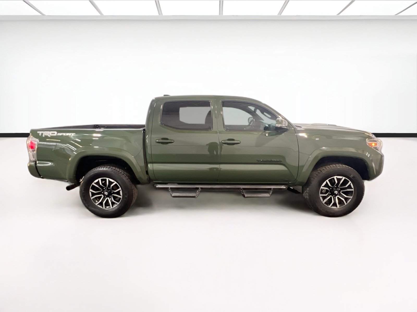 Used 2021 Toyota Tacoma TRD Sport w/ Technology Package RWD image 22