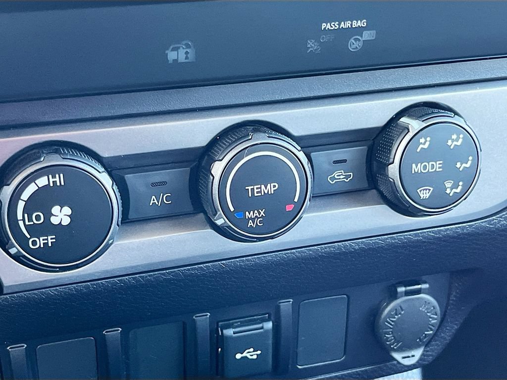 Used 2023 Toyota Tacoma SR AWD/4WD image 15