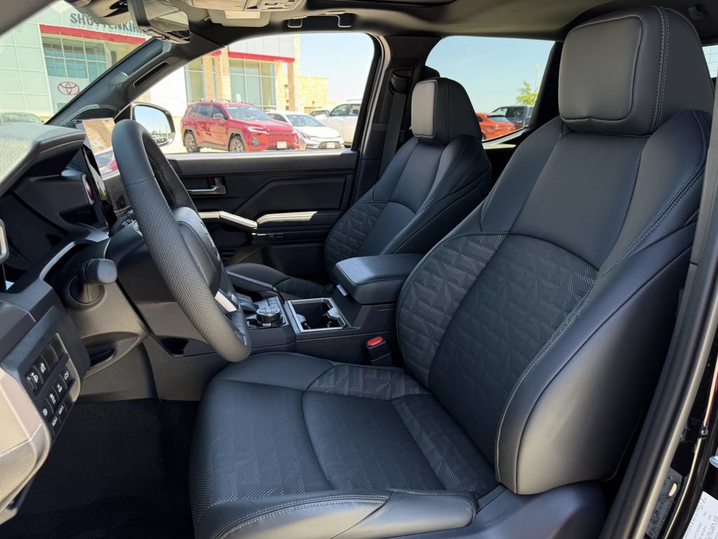 Used 2026 Toyota Tacoma TRD Off-Road w/ TRD Off Road Premium Package AWD/4WD image 25