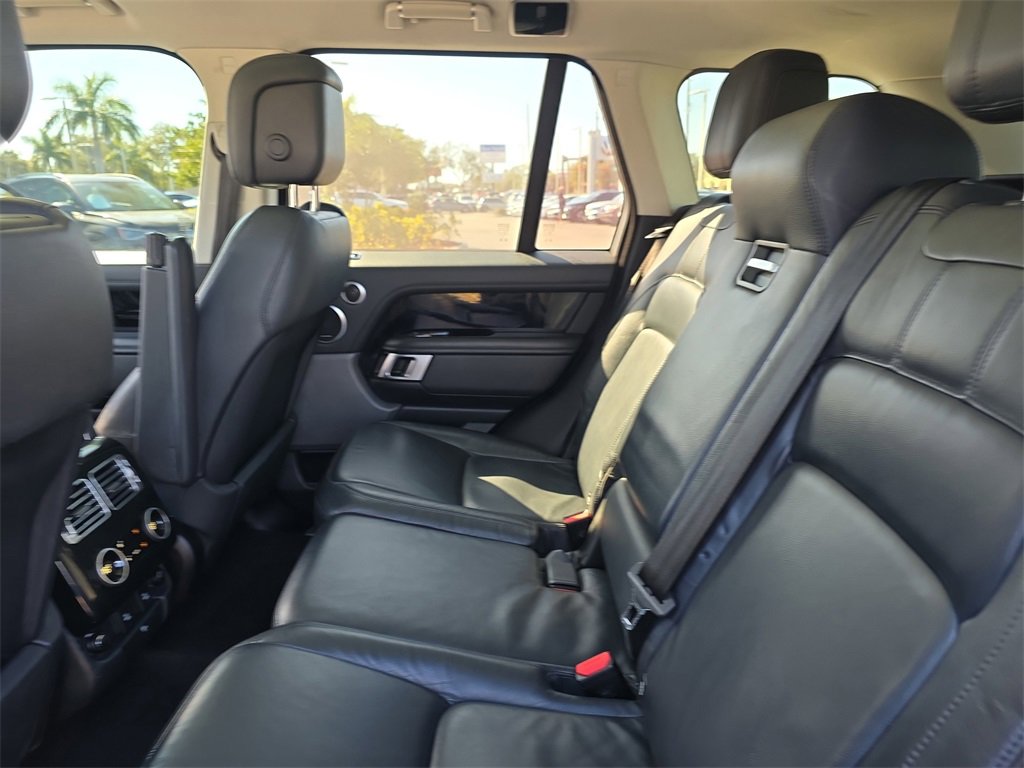 Used 2020 Land Rover Range Rover Base image 10