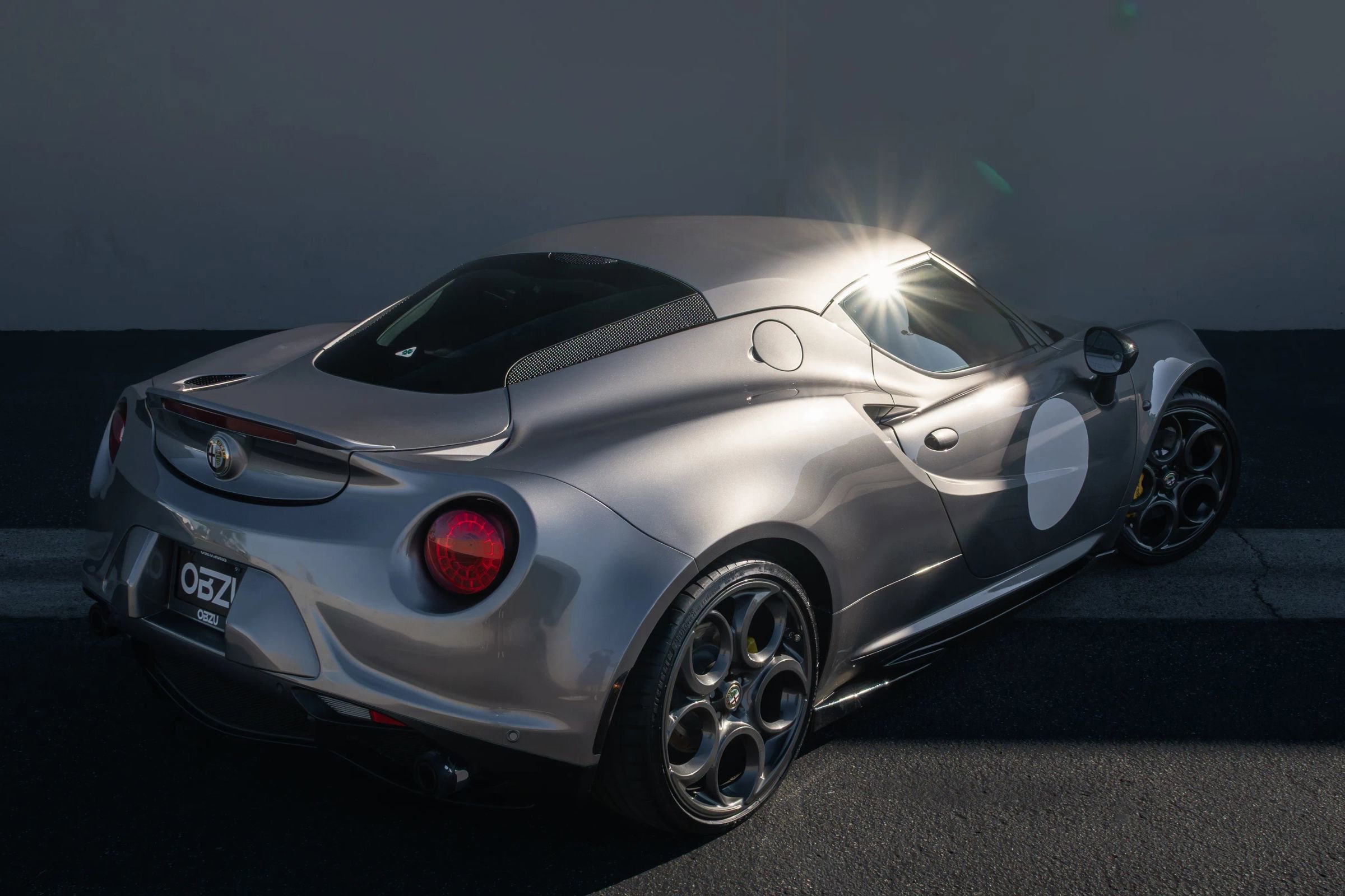 Used 2015 Alfa Romeo 4C Coupe w/ Leather Interior Group RWD image 11
