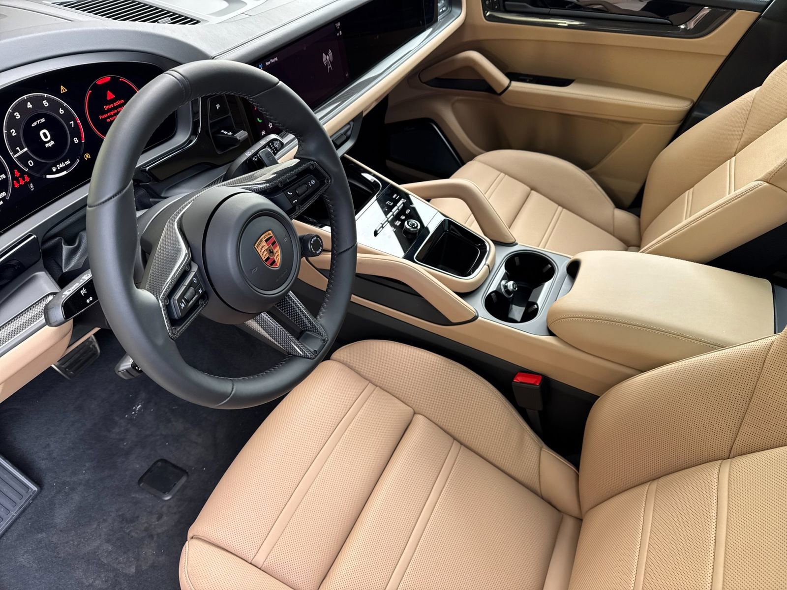 New 2026 Porsche Cayenne GTS image 4