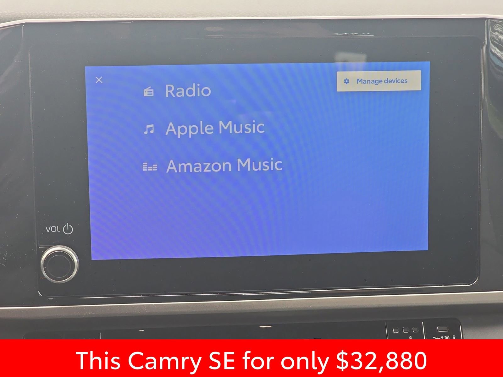 Used 2025 Toyota Camry SE w/ Convenience Package image 27