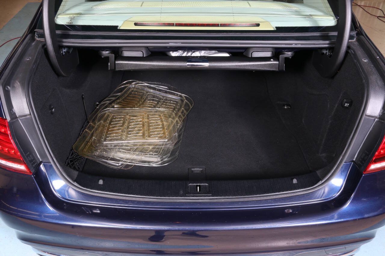 Used 2016 Mercedes-Benz E 350 Sedan image 23