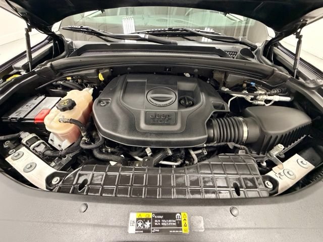 Used 2021 Jeep Grand Cherokee L Overland w/ Luxury Tech Group IV AWD/4WD image 29
