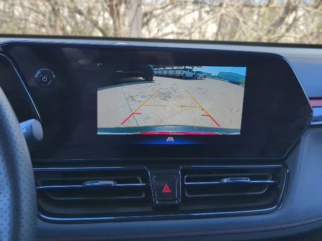 Used 2024 Chevrolet TrailBlazer RS w/ Driver Confidence Package image 7