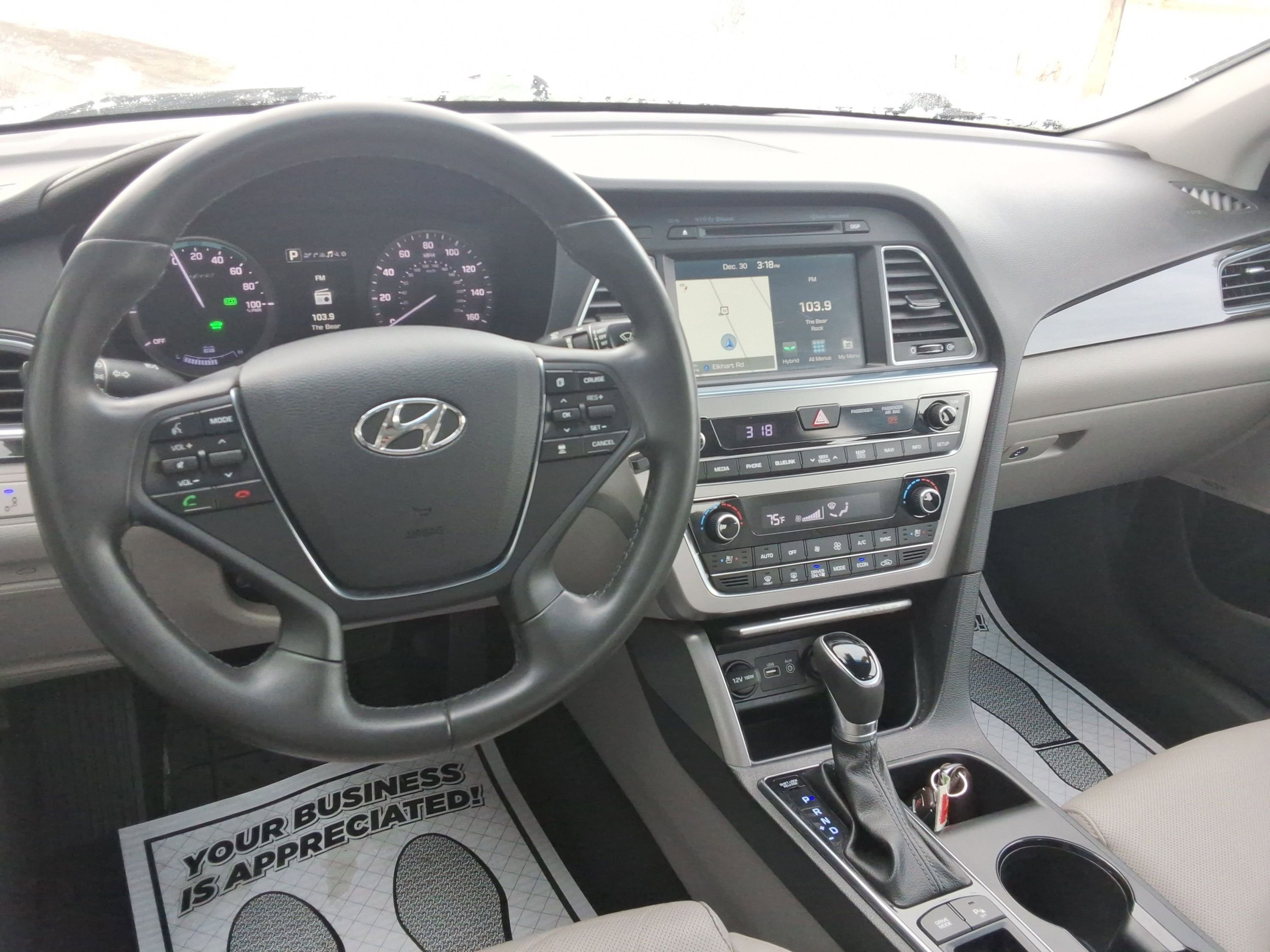 Used 2017 Hyundai Sonata Limited w/ Ultimate Package 02 image 12