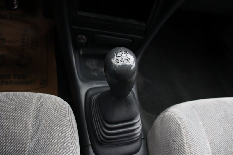 Used 1996 Toyota Corolla DX FWD image 8