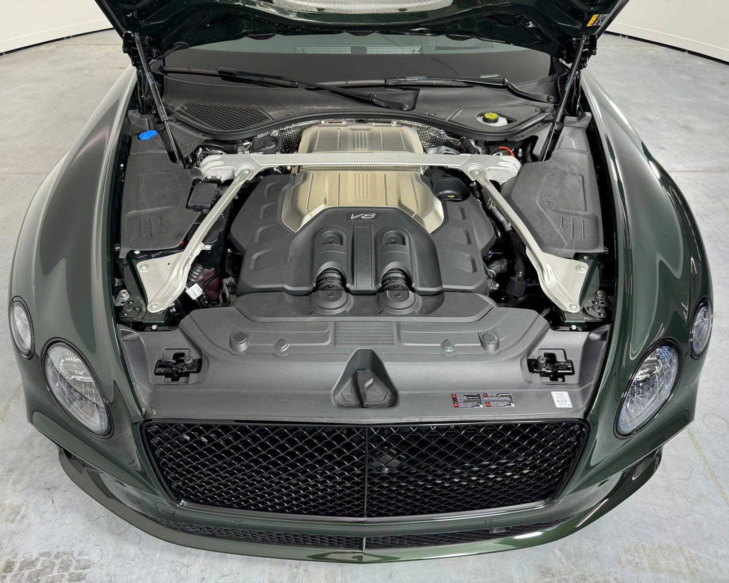 Used 2024 Bentley Continental GT S image 50